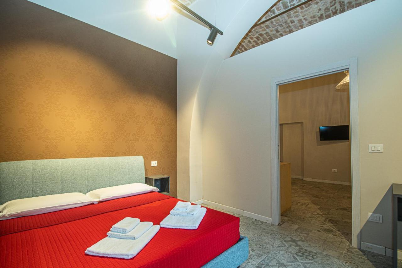 Suebi Rooms And Appartament Термолі Екстер'єр фото