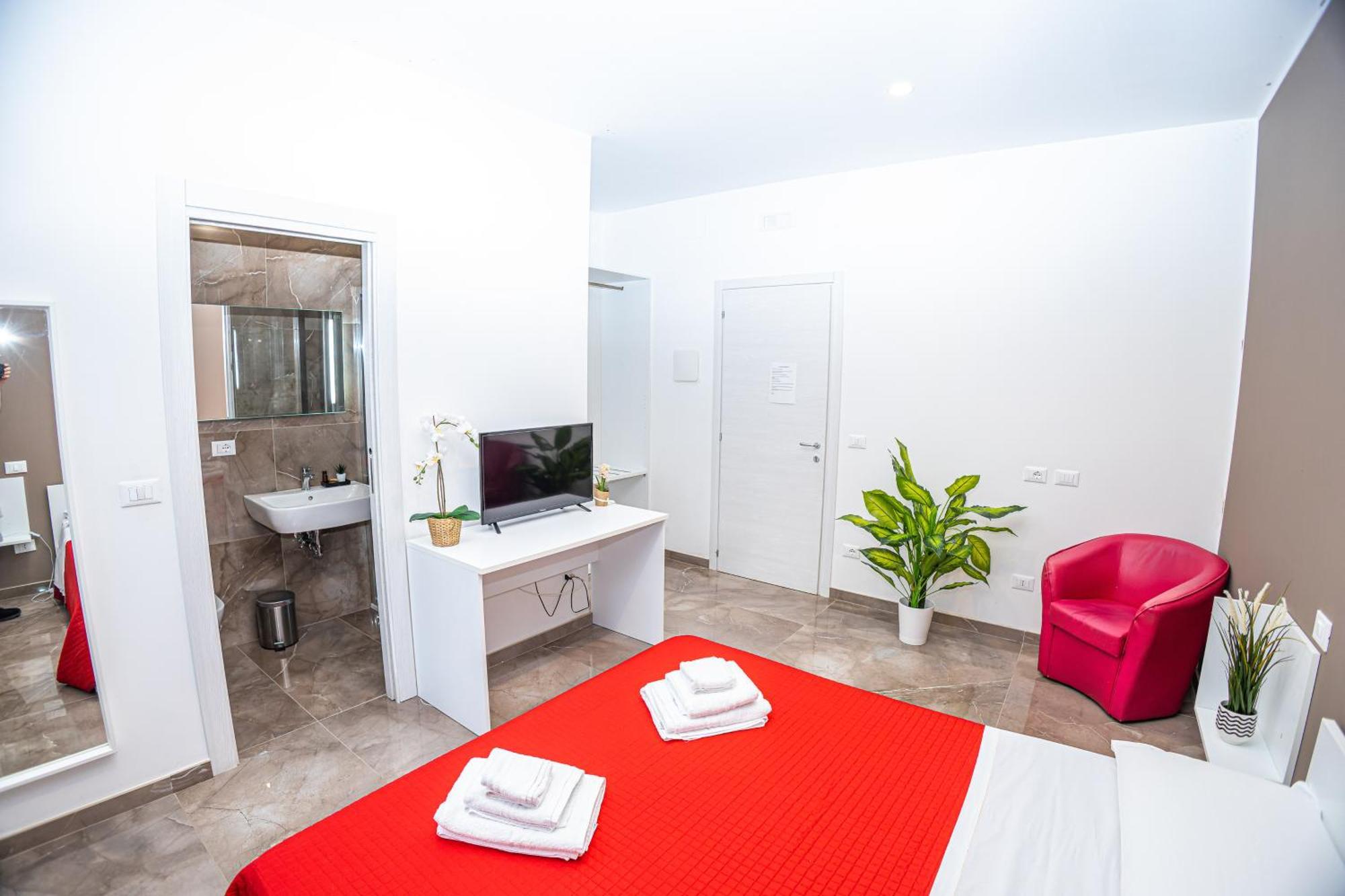 Suebi Rooms And Appartament Термолі Екстер'єр фото
