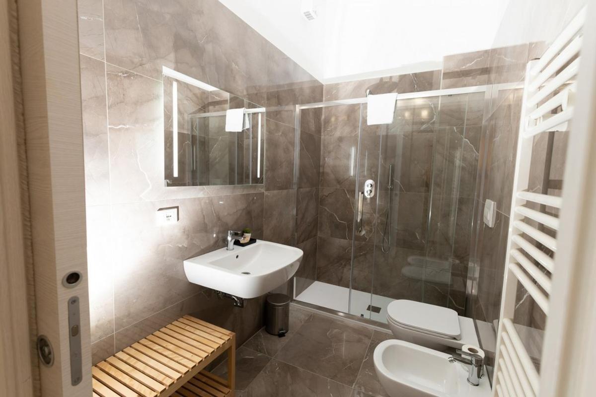 Suebi Rooms And Appartament Термолі Екстер'єр фото
