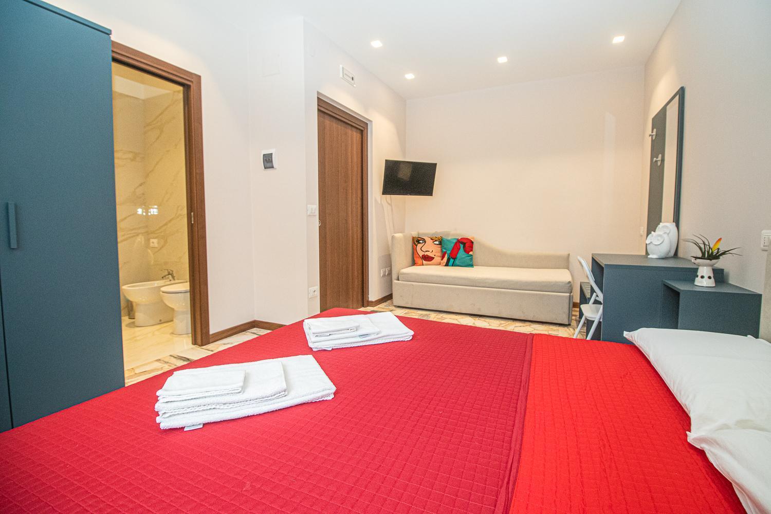Suebi Rooms And Appartament Термолі Екстер'єр фото