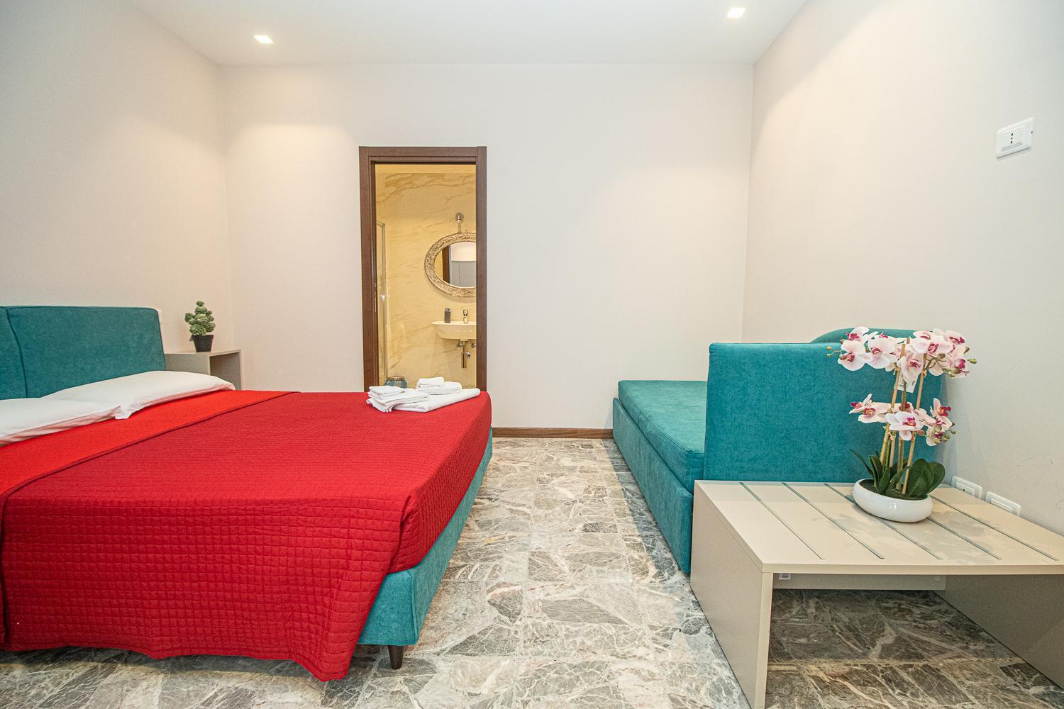 Suebi Rooms And Appartament Термолі Екстер'єр фото